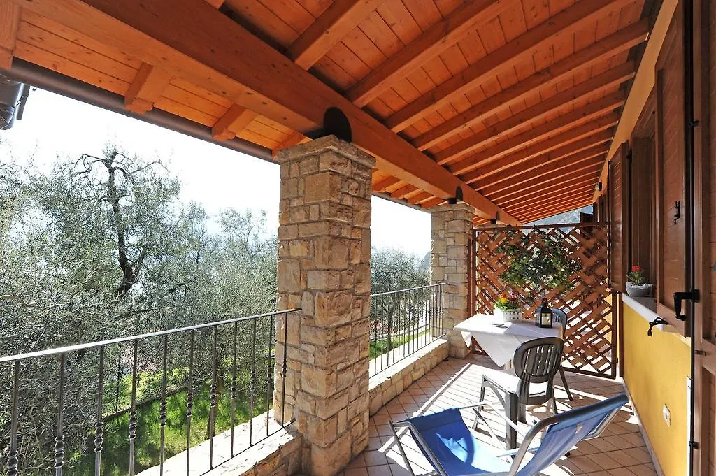 Apartment Appartamento Ai Ruck Limone sul Garda