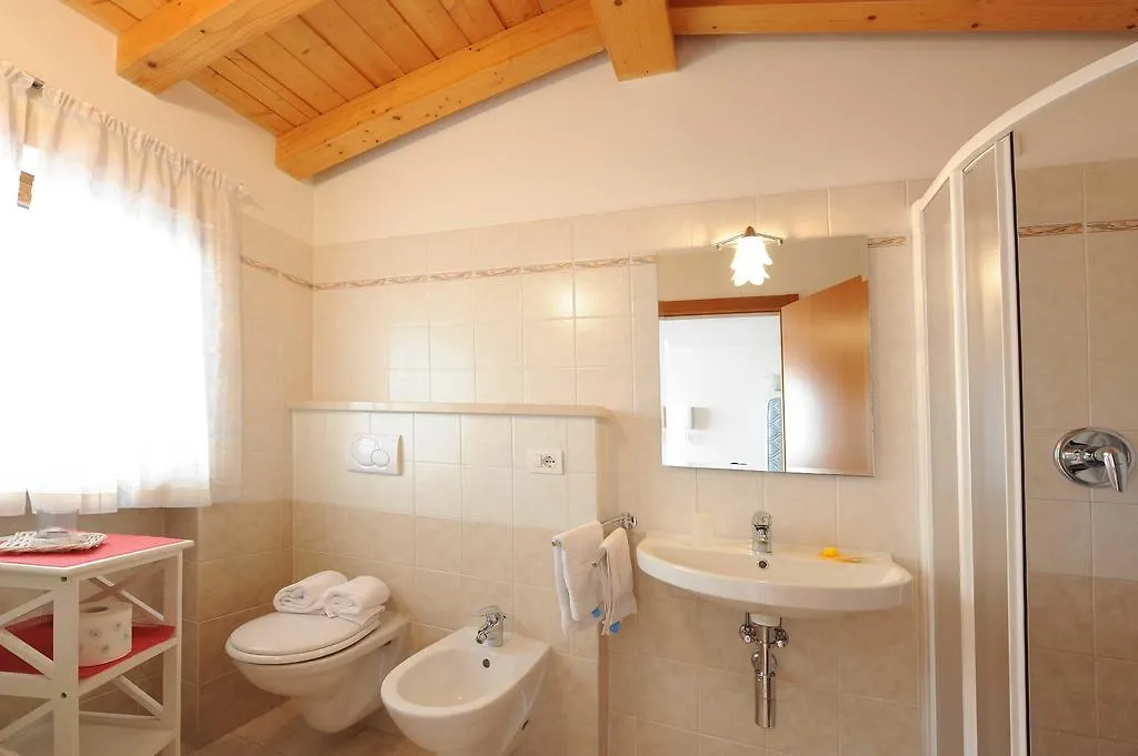 Apartment Appartamento Ai Ruck Limone sul Garda